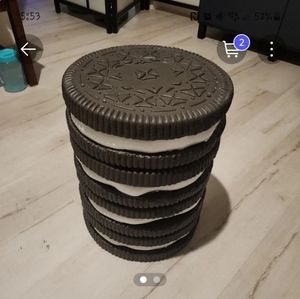 Oreo stool